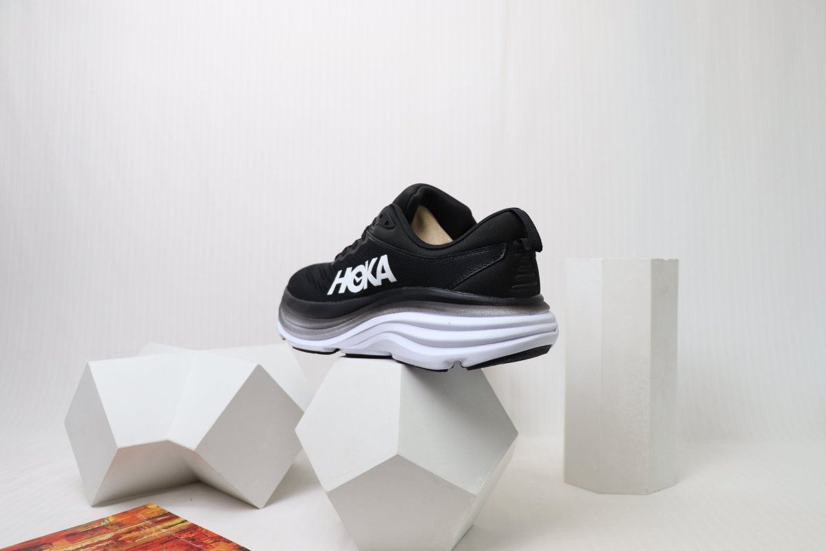 Bondi 8 - HK Unisex Sneakers - Shadow Core - Essencials