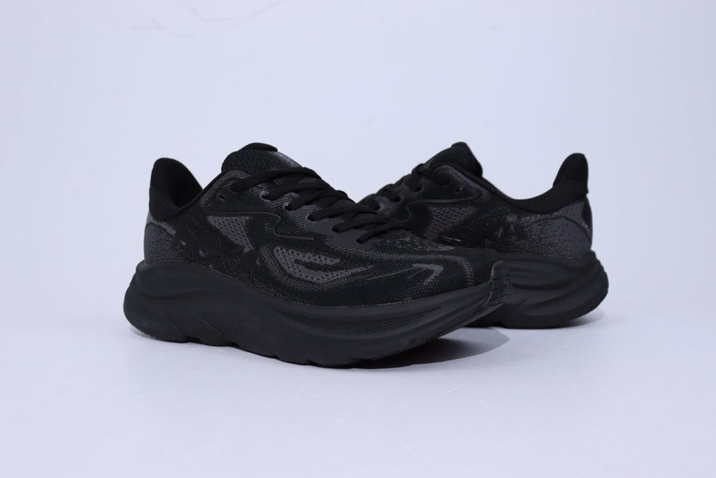 Clifton 10 - HK Unisex Sneakers - All Black - Essencials