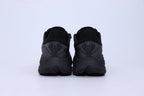 Clifton 10 - HK Unisex Sneakers - All Black - Essencials