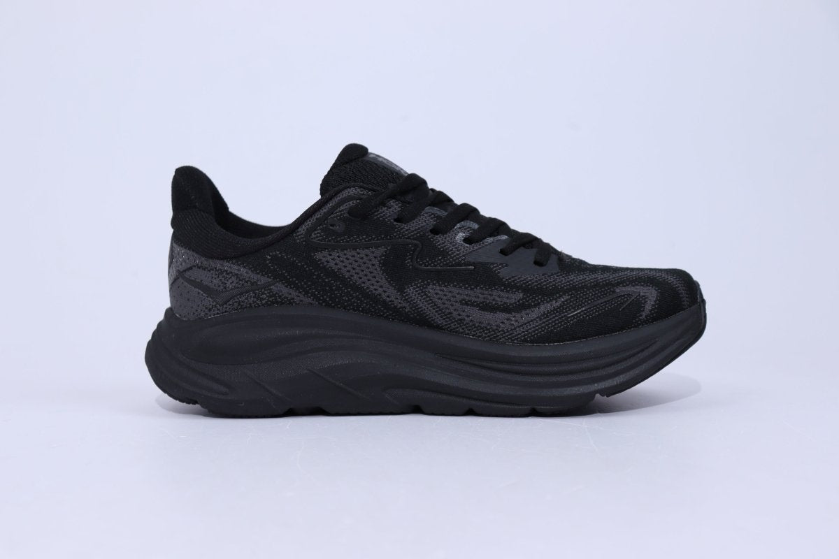 Clifton 10 - HK Unisex Sneakers - All Black - Essencials