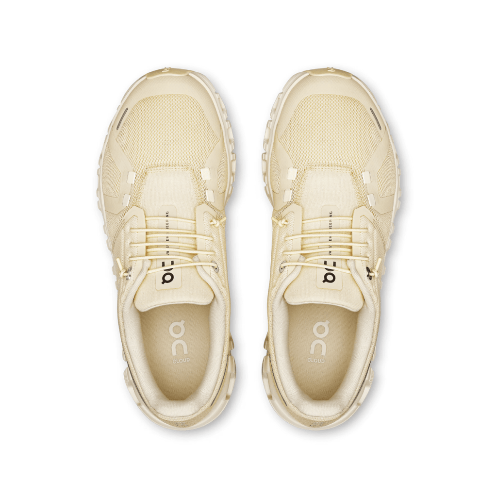 Cloud 6 Castor Ivory - Essencials